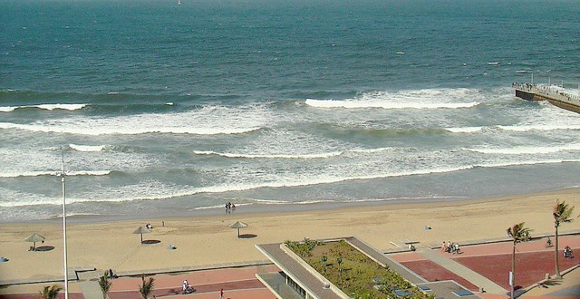 durban surf cam pic 2023/12/07 14h00