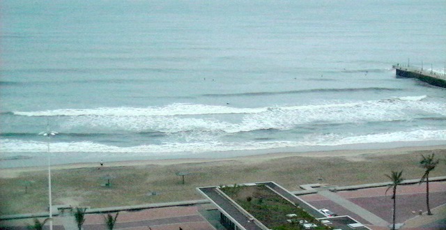 durban surfing 2026/02/14 05h00