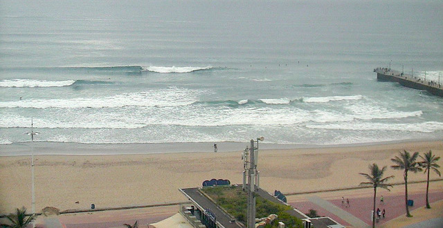durban swell.co.za pic 2025/12/25 08h00