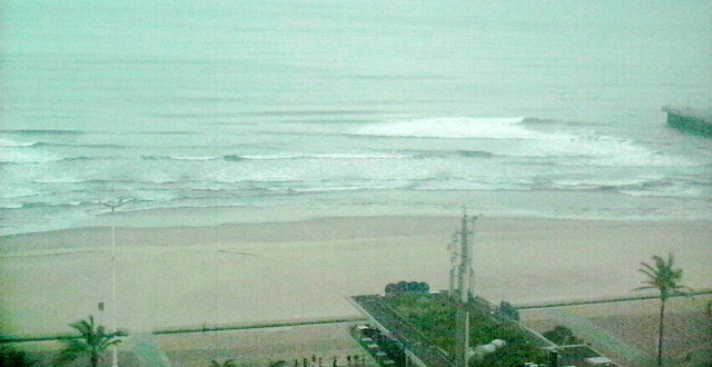 durban beach 2026/02/12 05h00