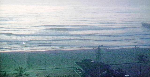 durban surf cam 2025/05/01 06h00
