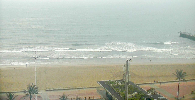 durban surfcam 2025/12/02 05h00