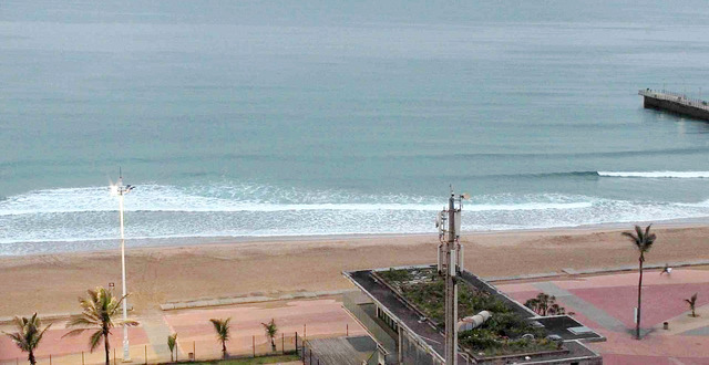 durban surf cam pic 2025/12/07 05h00