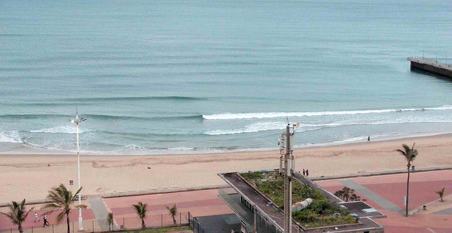 durban waves 2025/12/10 05h00